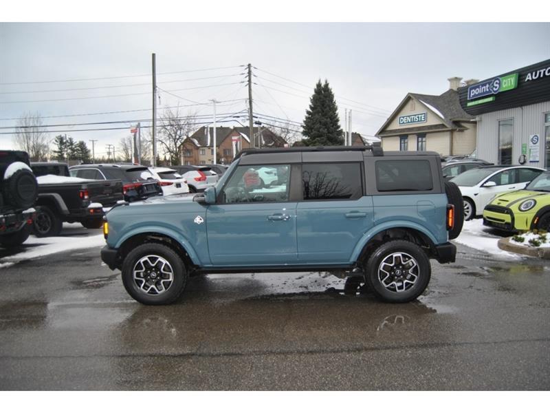 2022 Ford Bronco - Image 2