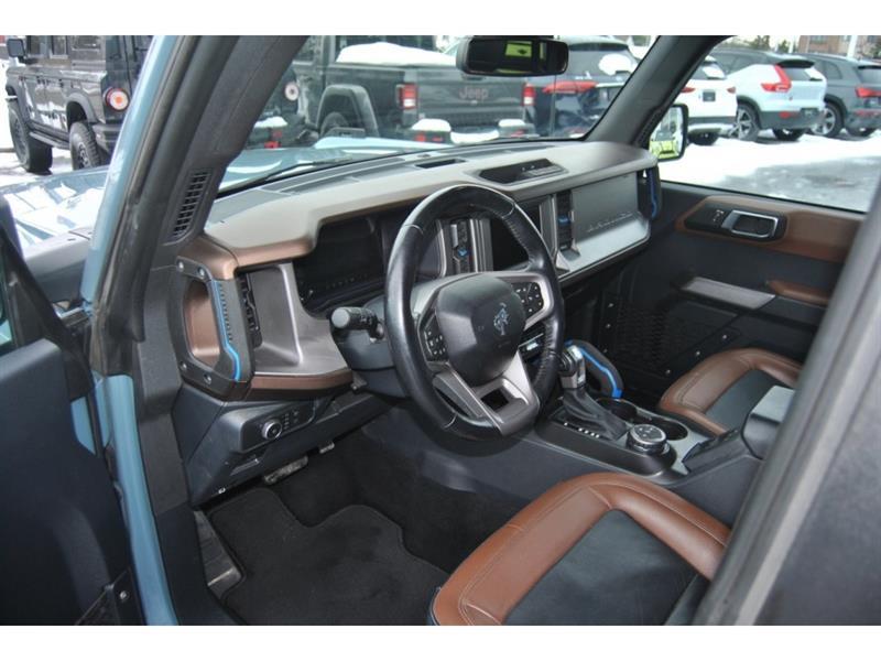 2022 Ford Bronco - Image 13