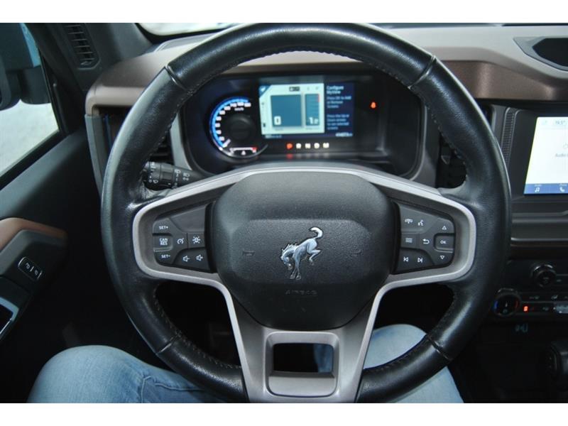 2022 Ford Bronco - Image 14