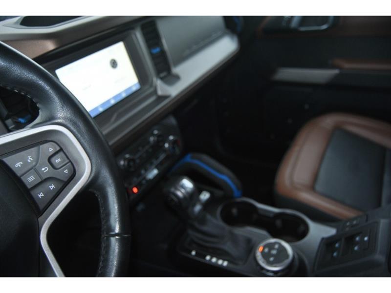 2022 Ford Bronco - Image 16