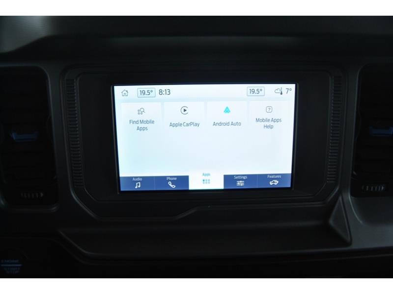 2022 Ford Bronco - Image 19