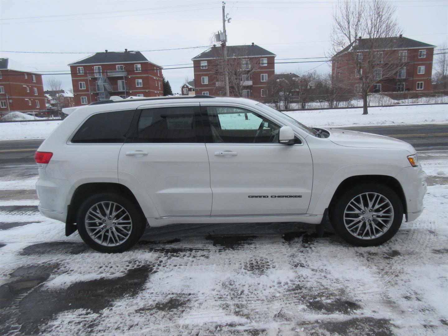 jeep Grand Cherokee 2017 - 12