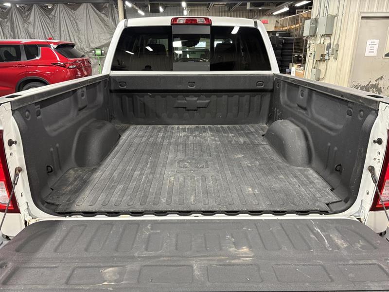 chevrolet Silverado 1500 2018 - 43