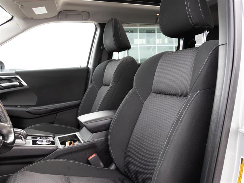 mitsubishi Outlander 2023 - 9