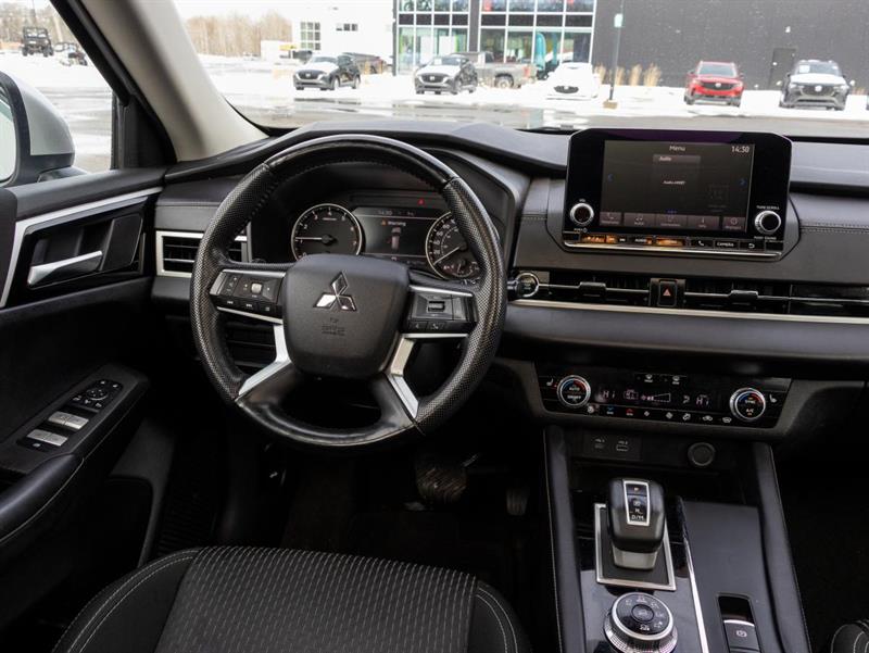 mitsubishi Outlander 2023 - 11