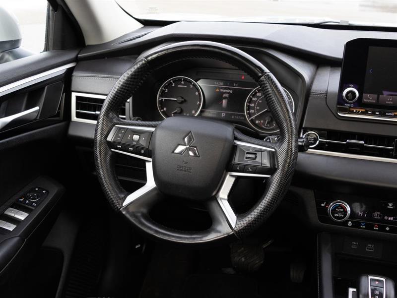 mitsubishi Outlander 2023 - 12