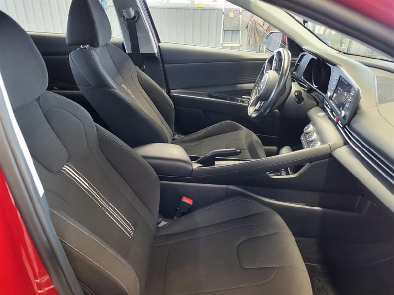 hyundai Elantra 2022 - 14