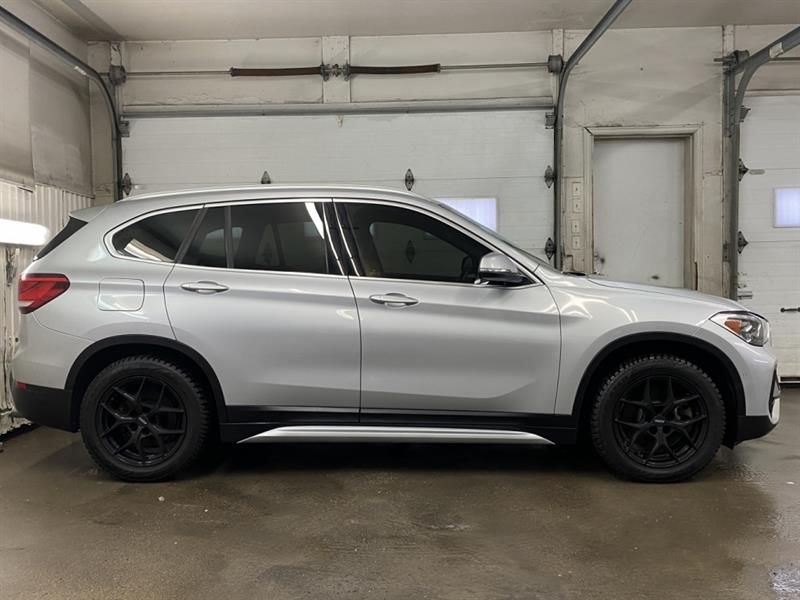 bmw X1 2021 - 8