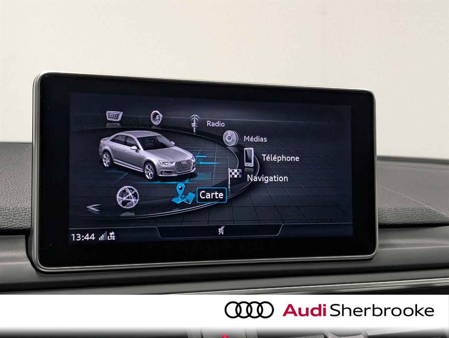 audi A4 2019 - 17