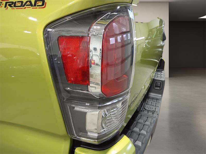 toyota Tacoma 2023 - 11