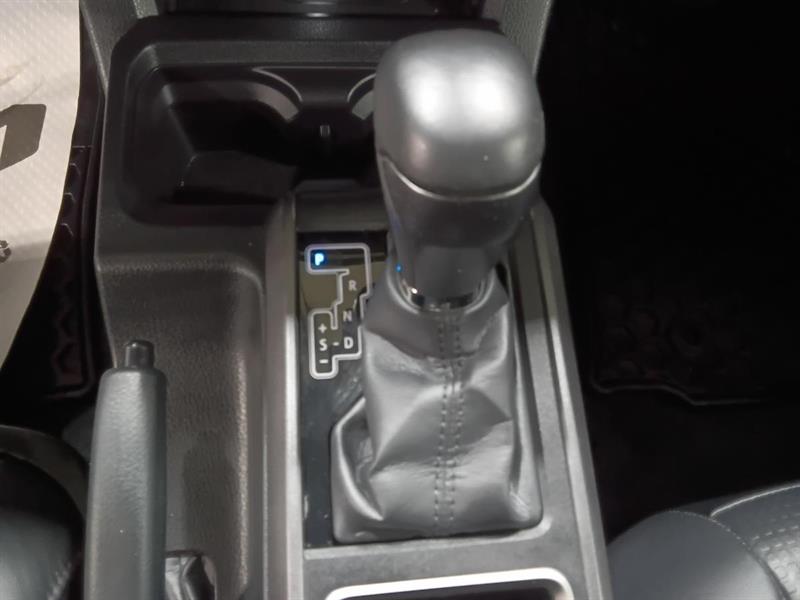 toyota Tacoma 2023 - 17