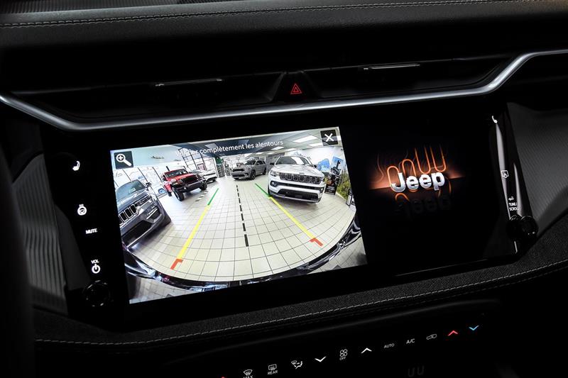 2026 Jeep Grand Cherokee - Image 17