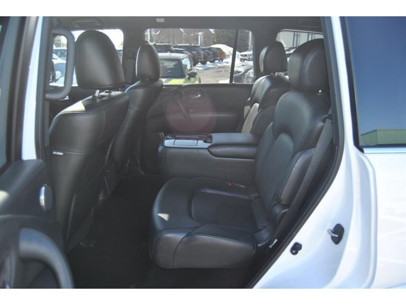 2023 Nissan Armada - Image 9