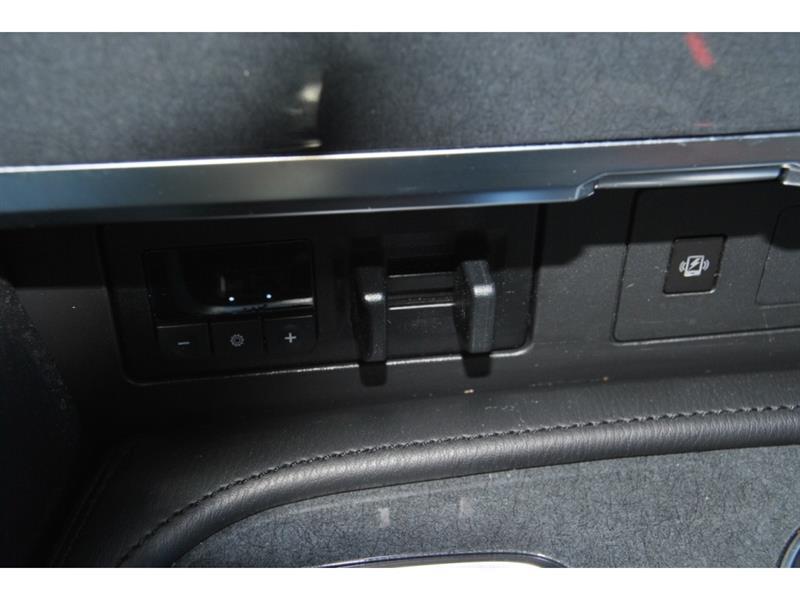 2023 Nissan Armada - Image 24