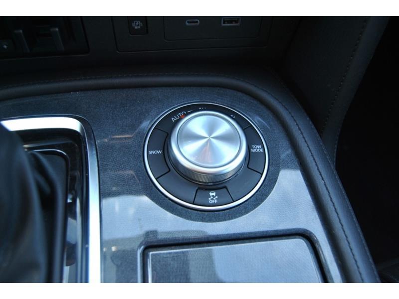 2023 Nissan Armada - Image 25