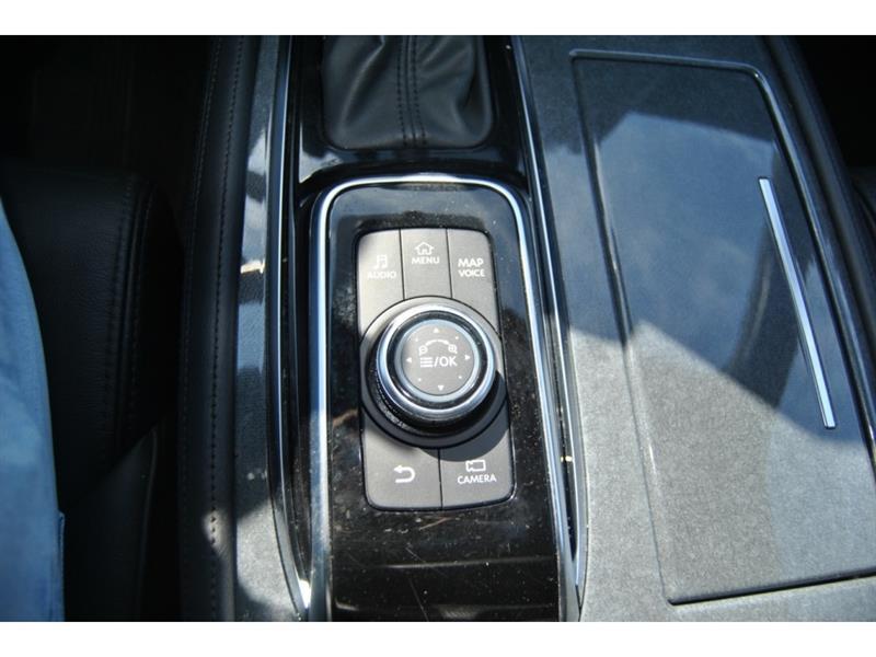 2023 Nissan Armada - Image 26