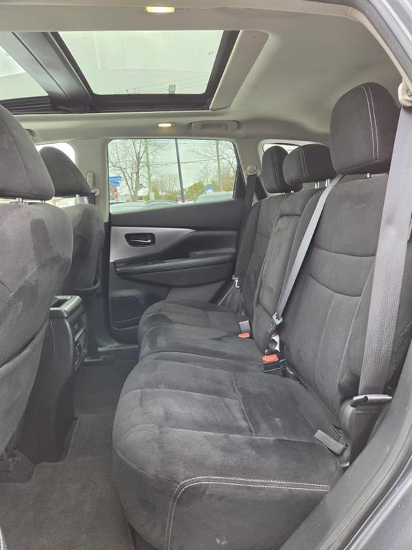 2019 Nissan Murano - Image 13