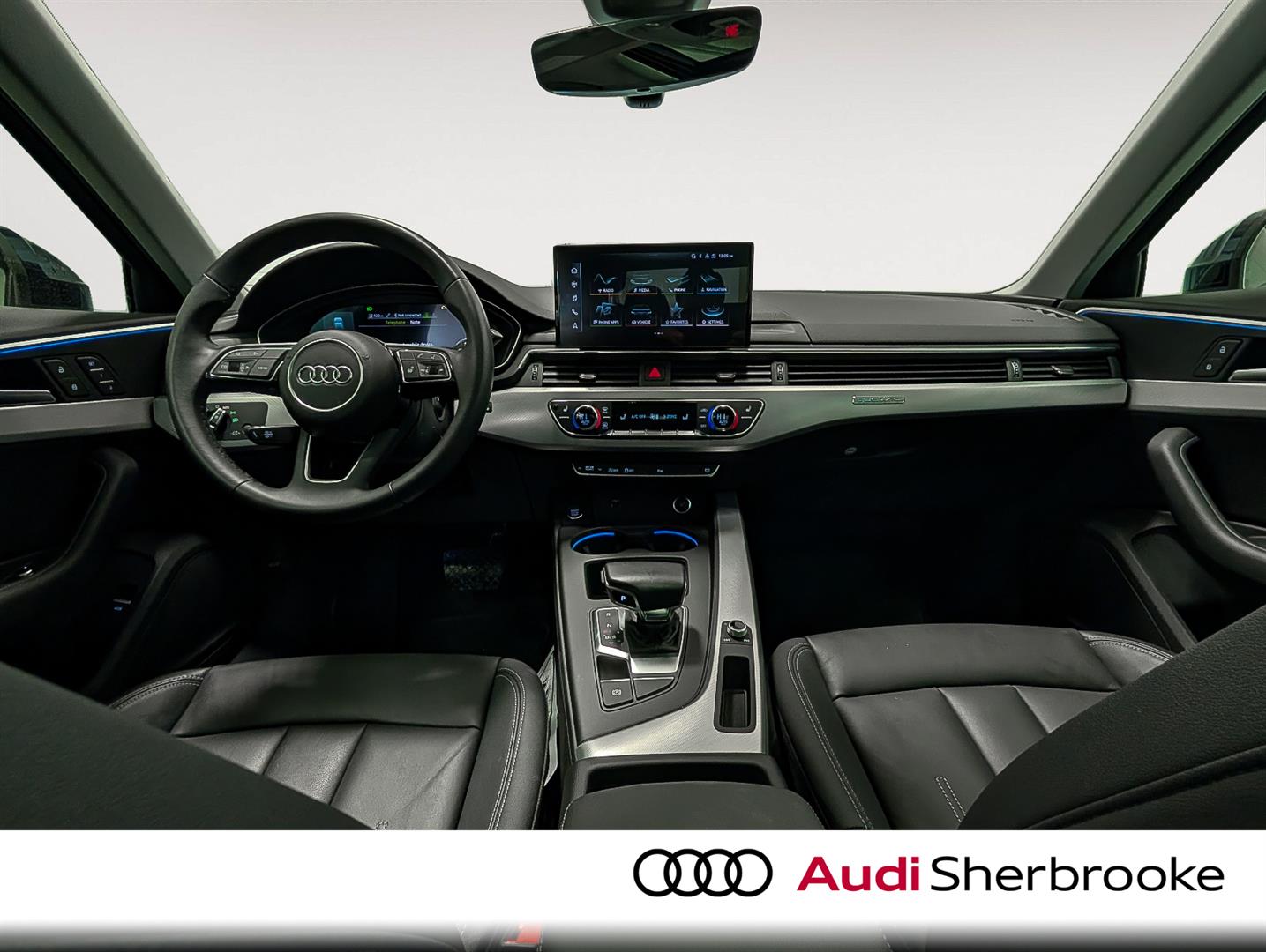audi berline A4 2022 - 12