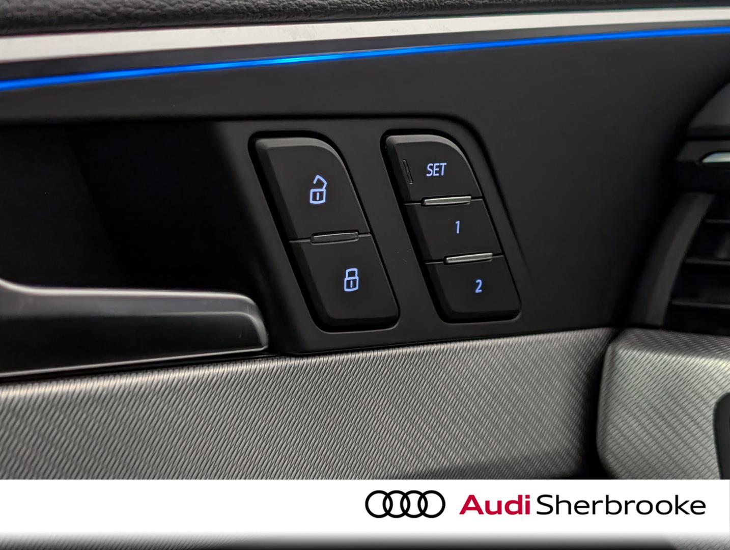 audi berline A4 2022 - 23