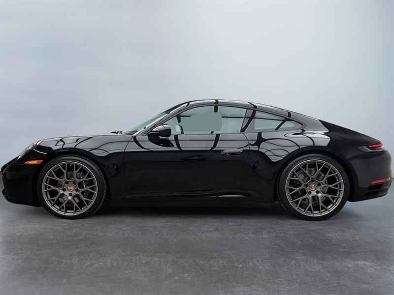 porsche 911 2024 - 2