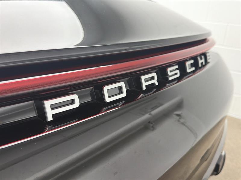 porsche 911 2024 - 8