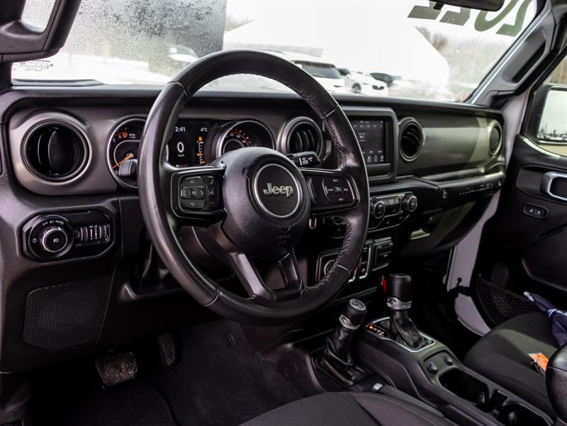 jeep Wrangler 2022 - 12