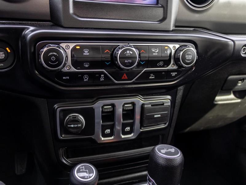 jeep Wrangler 2022 - 18