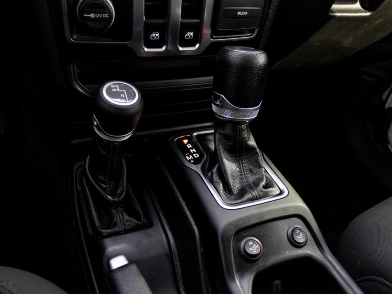 jeep Wrangler 2022 - 19