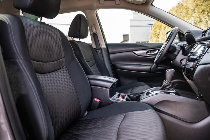 nissan Rogue 2017 - 32