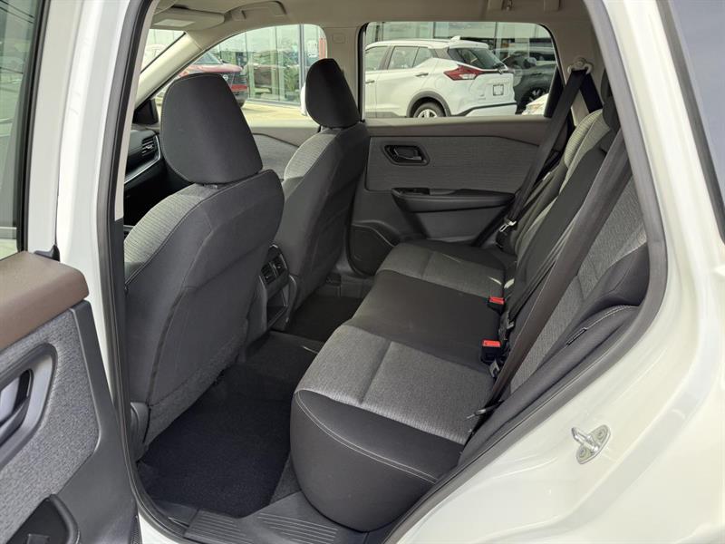 nissan Rogue 2021 - 12