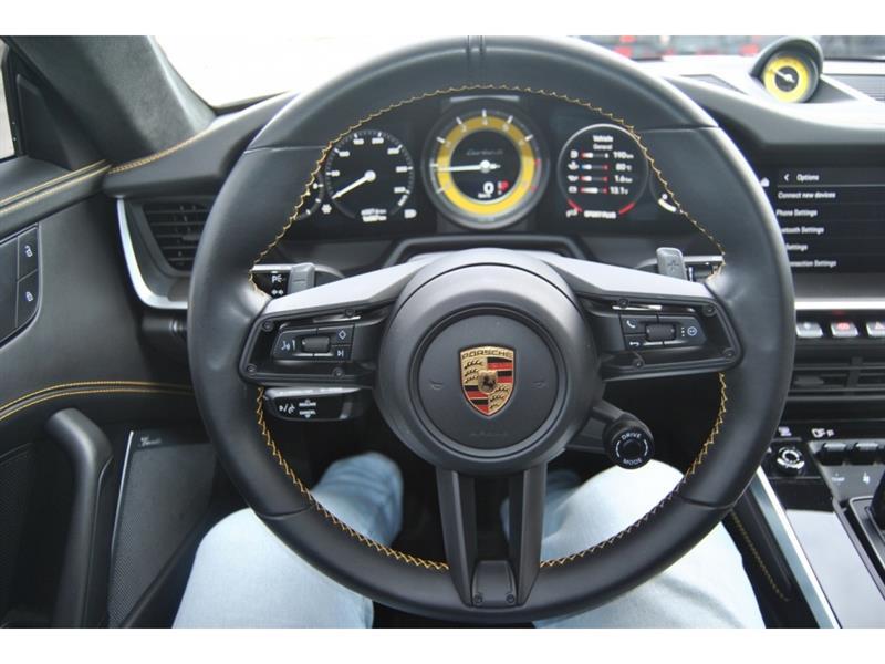 2023 Porsche 911 - Image 12