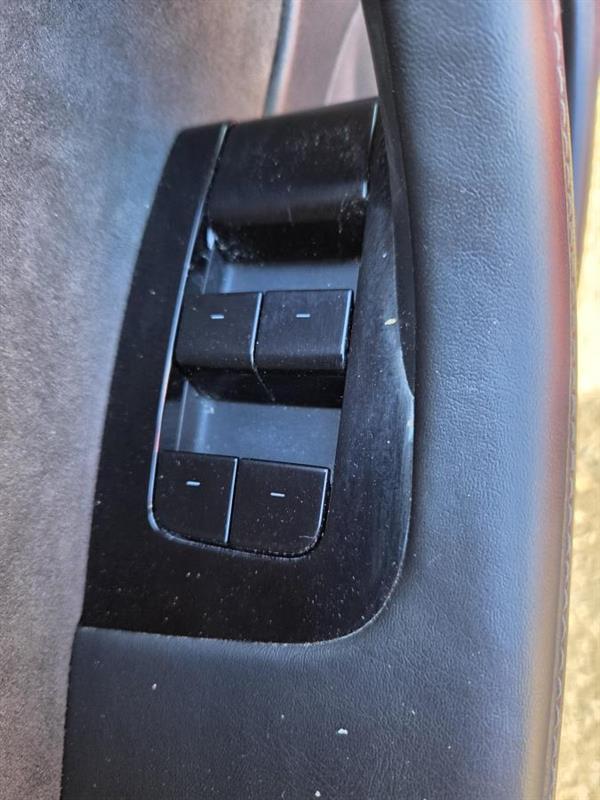 2020 Tesla Model 3 - Image 18