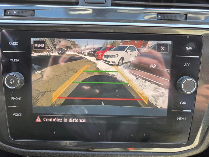 2018 Volkswagen Tiguan - Image 26