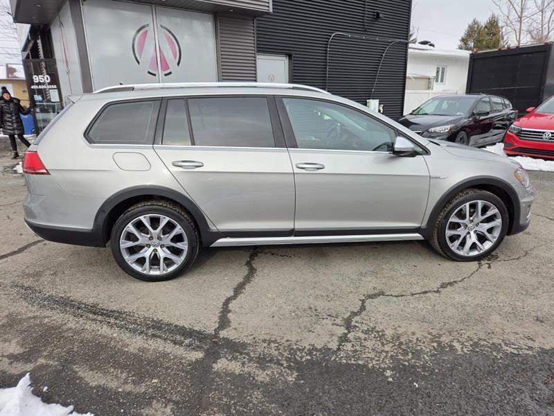 2017 Volkswagen Golf - Image 9