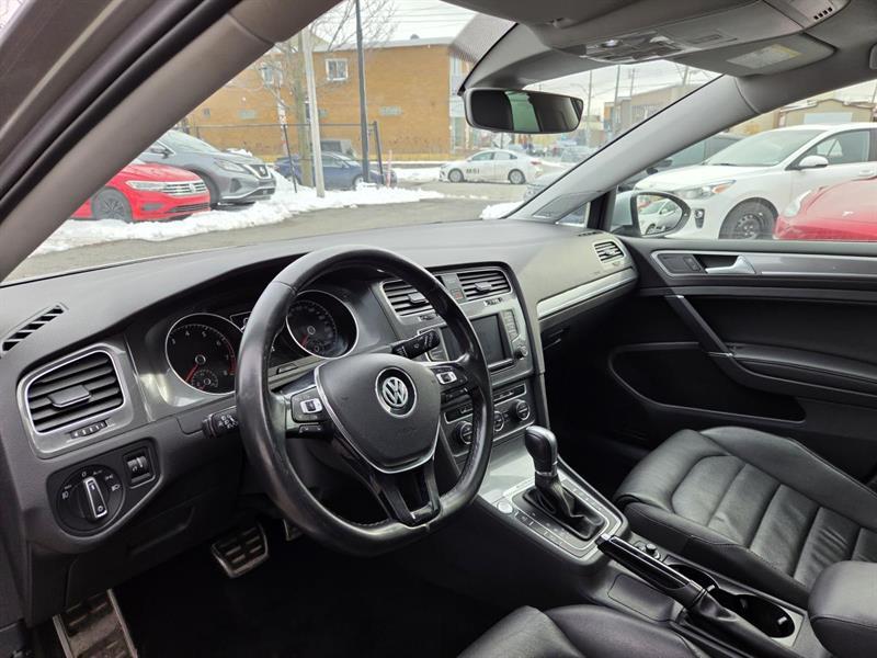 2017 Volkswagen Golf - Image 15