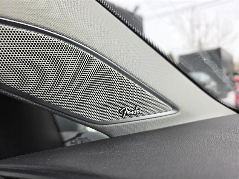 2017 Volkswagen Golf - Image 20