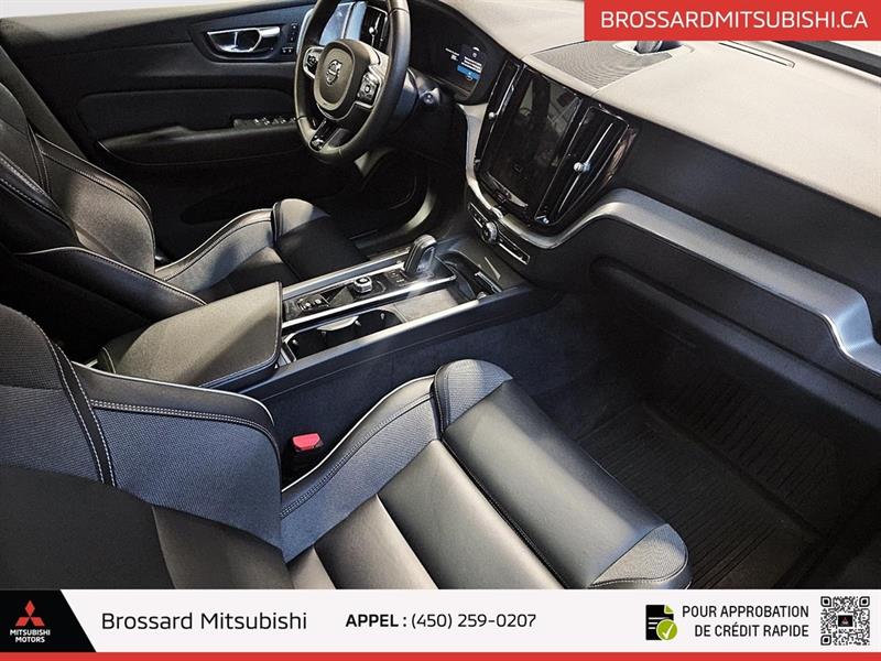 volvo XC60 2022 - 17