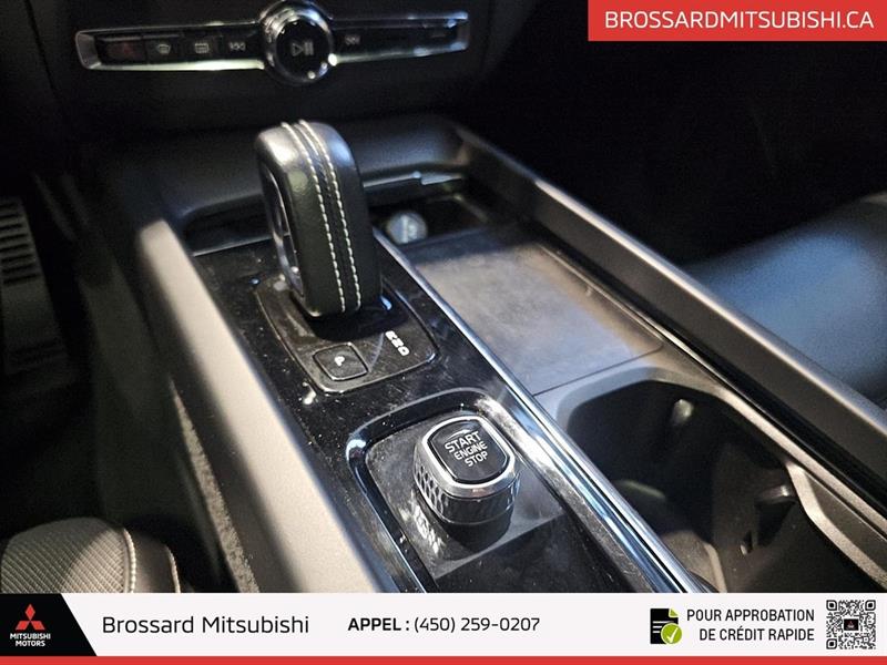 volvo XC60 2022 - 25
