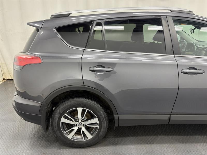 toyota RAV4 2018 - 12
