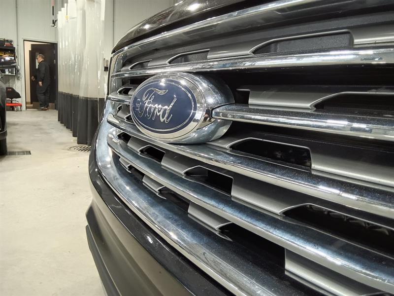 ford Edge 2022 - 11