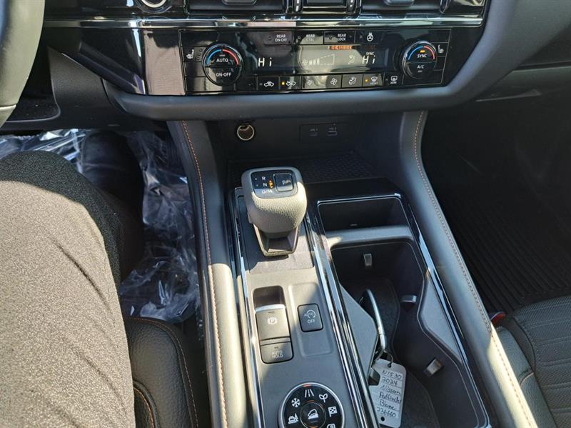 nissan Pathfinder 2024 - 15