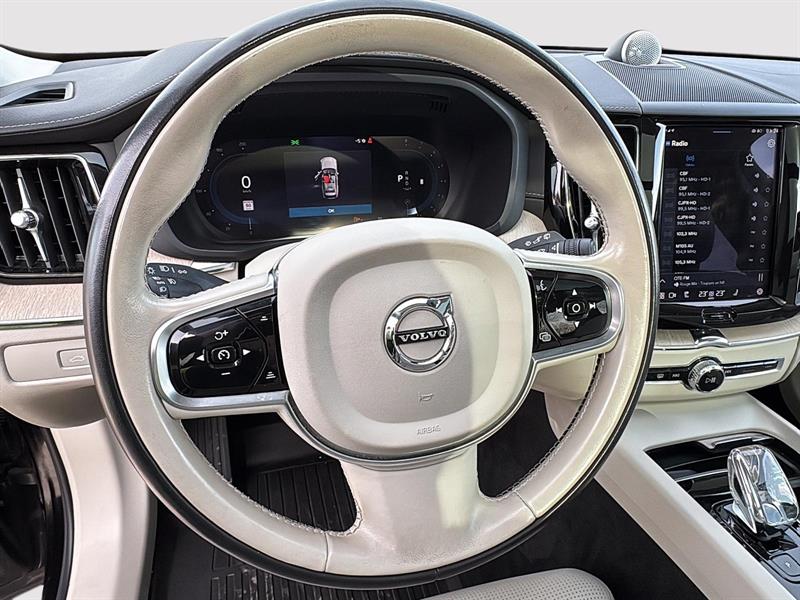 volvo XC60 2023 - 19