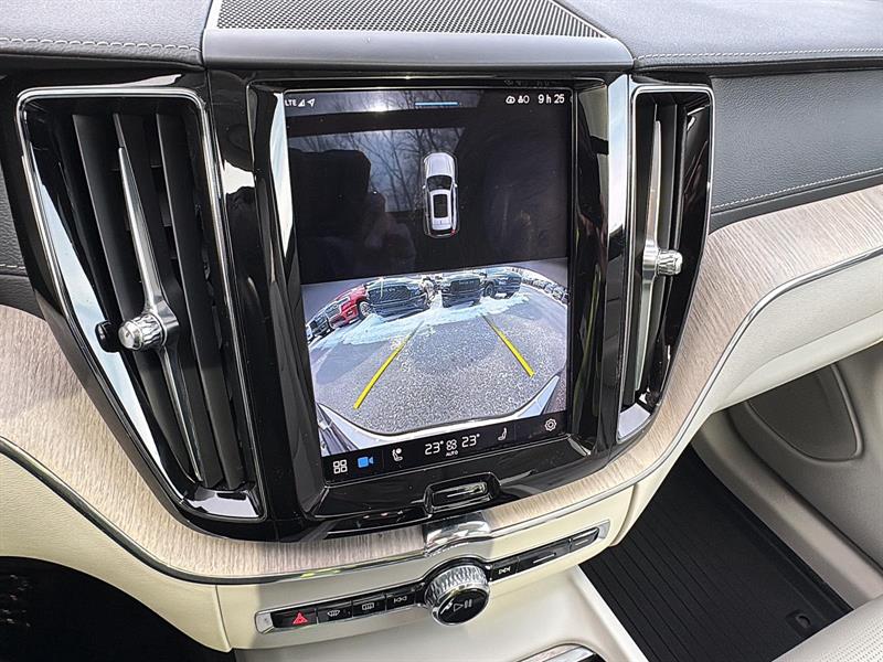 volvo XC60 2023 - 24