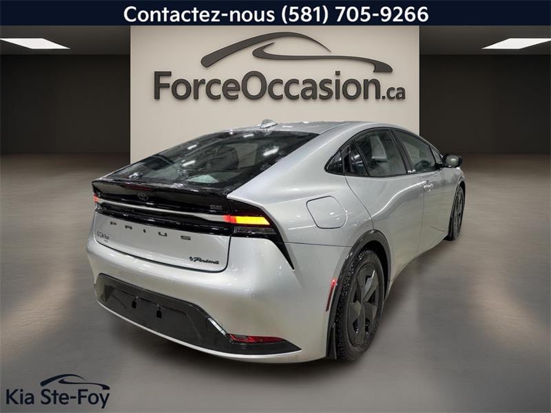 toyota Prius Prime 2023 - 12