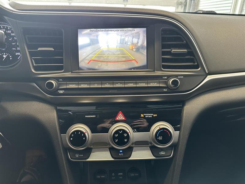 hyundai Elantra 2020 - 22
