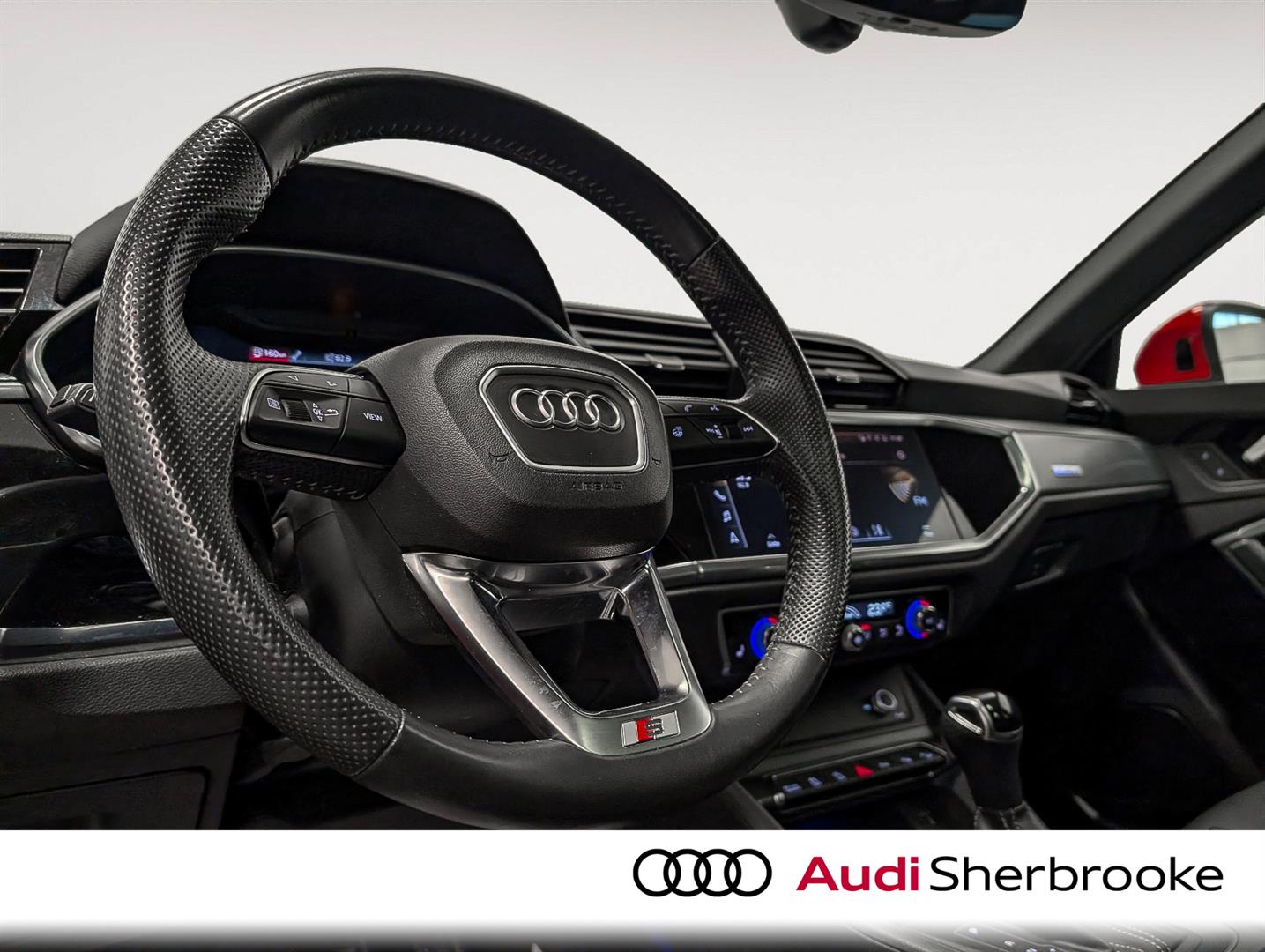 audi Q3 2020 - 8