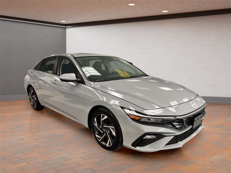 hyundai Elantra 2024