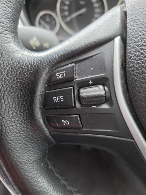 2015 Bmw 3 Series - Image 17