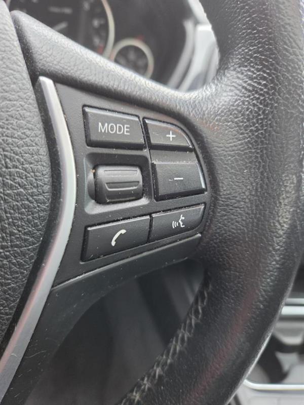 2015 Bmw 3 Series - Image 18