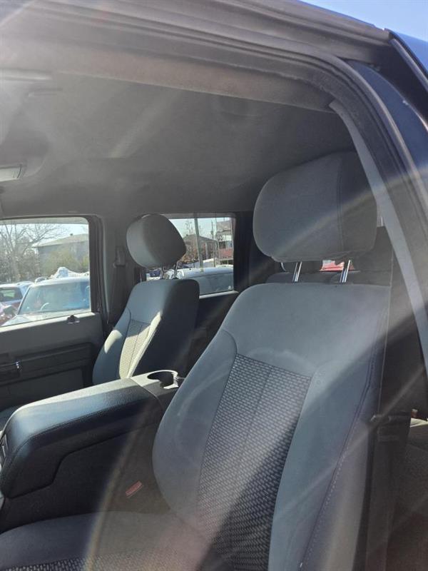 2016 Ford F-250 - Image 16